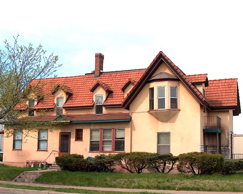 302 7th Street South La Crosse