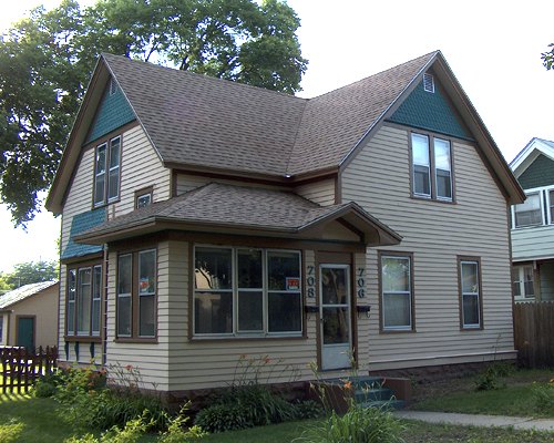 706 7th Street South La Crosse