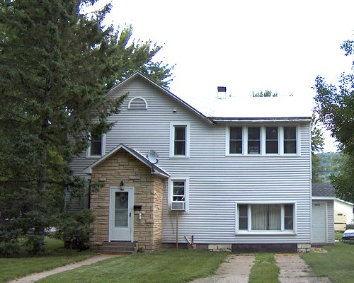 438 1/2 North 2nd Street La Crescent MN