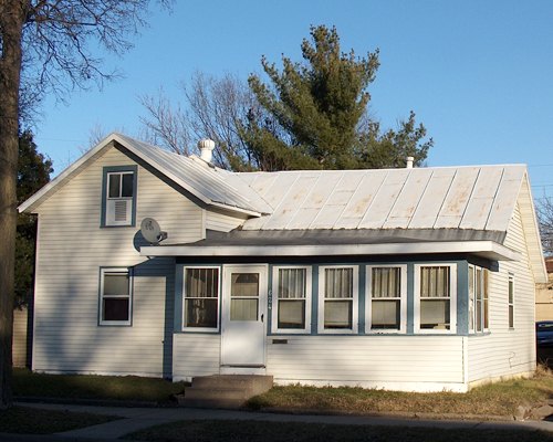 624 9th Street North La Crosse