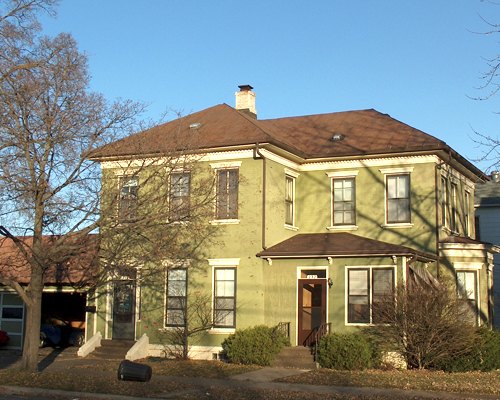 234 10th Street North La Crosse