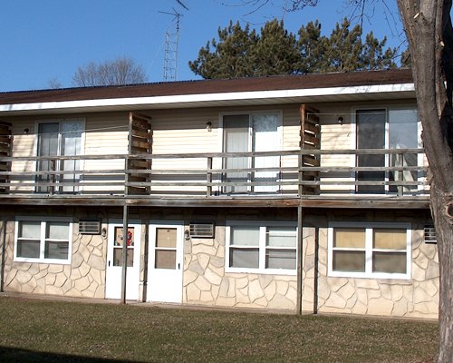 1011 East Avenue North Onalaska