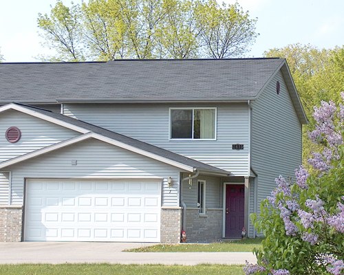 2815 - 2817 Lakeshore Drive La Crosse