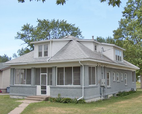 503 1/2  Oak Avenue South Onalaska