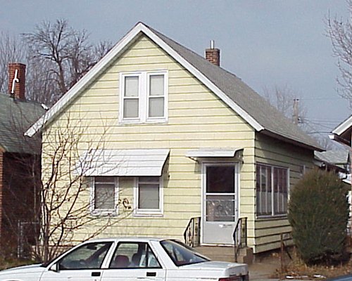 956 King East (9th Street E) Winona MN