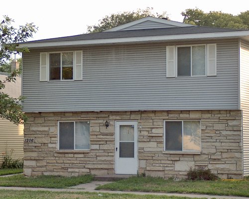 1206 West Avenue La Crosse