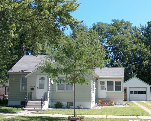 220 Avon Street La Crosse