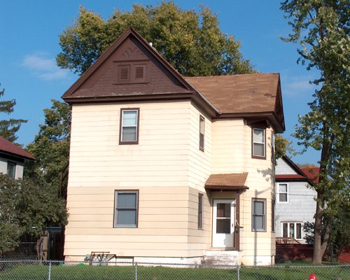 931 7th Street South La Crosse