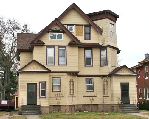 717 5th Avenue South La Crosse