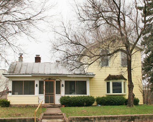 914 5th Avenue South La Crosse