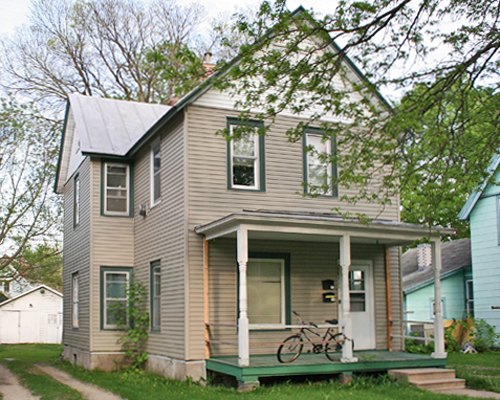 923 5th Avenue South La Crosse