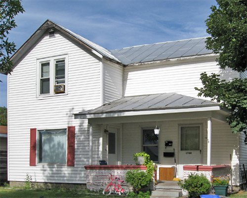 1708 Charles Street La Crosse