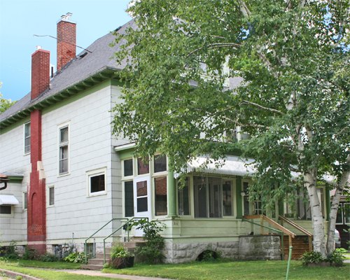 211 11th Street South La Crosse