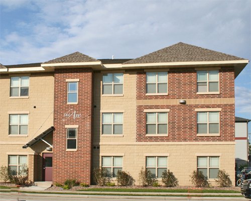 101 West Avenue North La Crosse