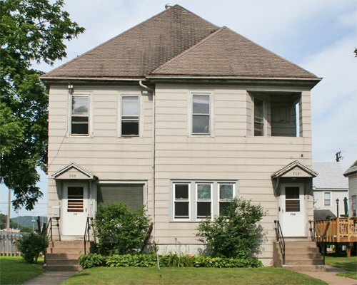 708 5th Avenue South La Crosse