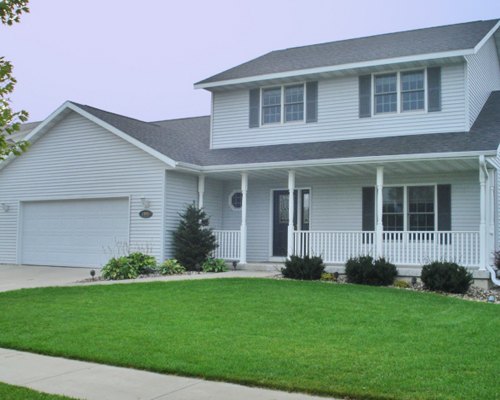 1008 Greenwood Street Holmen