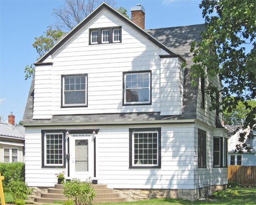 727 West Avenue South La Crosse