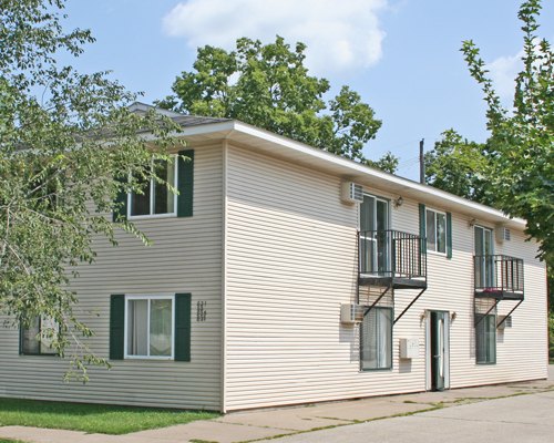 821 5th Avenue South La Crosse