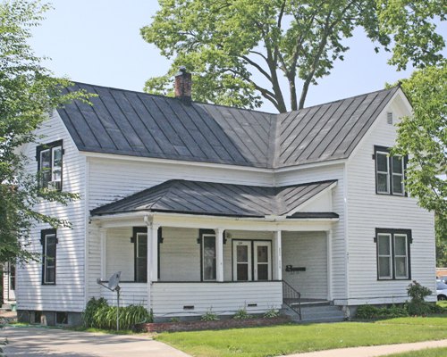 227 8th Street North La Crosse