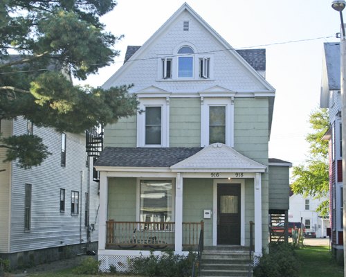 918 Vine Street La Crosse