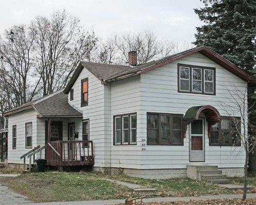 806 5th Avenue South La Crosse