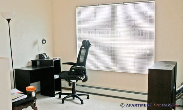 Den / Office Alcove off Living Room