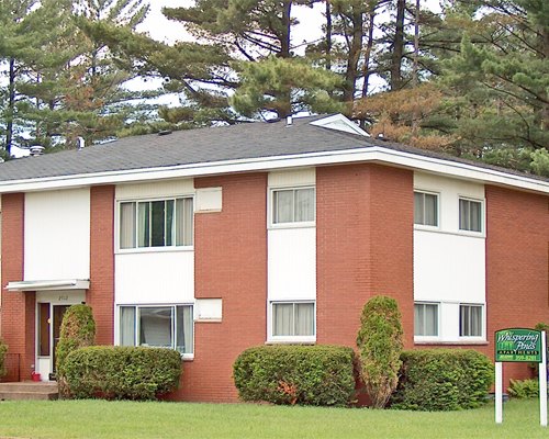 2902 Joseph Avenue Weston