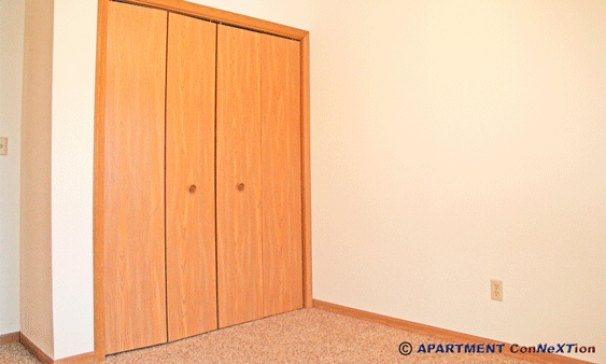 Bedroom 2 Closet