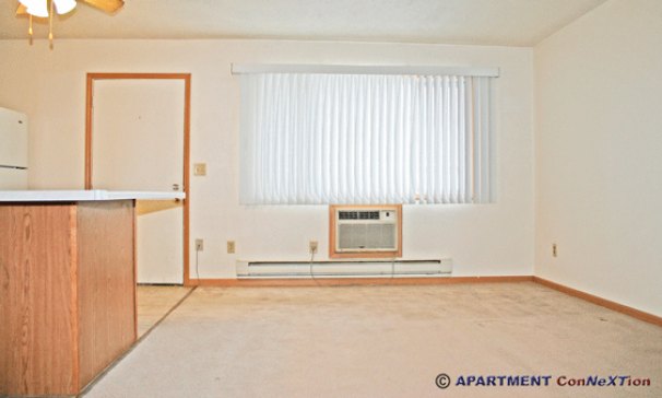 Snack Bar Island & Living Room