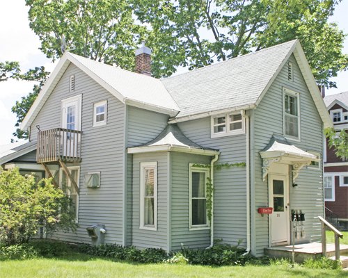 215 9th Street South La Crosse