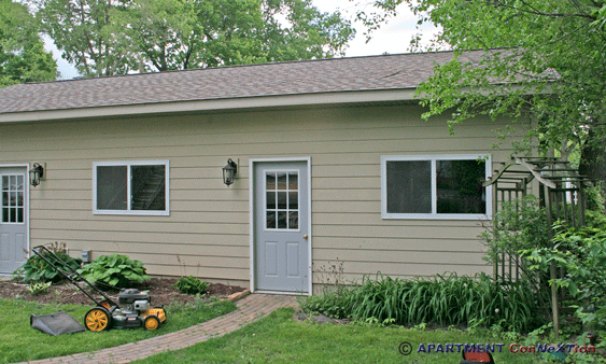 Detached Garage