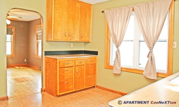 Kitchen Dinette Area