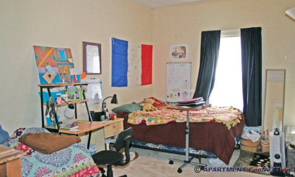 Bedroom 1 (Main Floor)