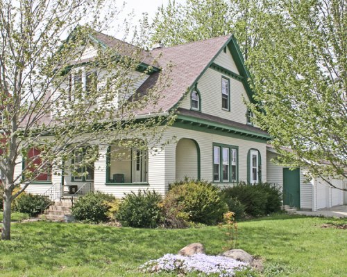 721 East Grove Street Caledonia MN