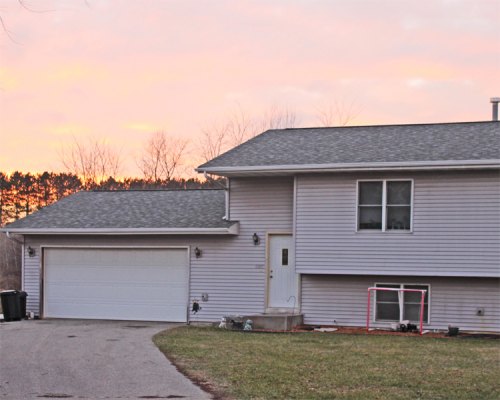 N4885 Shorewood Circle West Salem