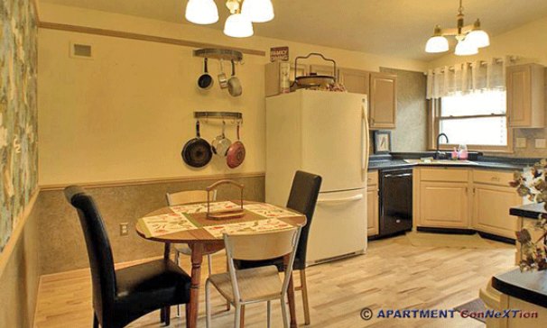 Kitchen Dinette