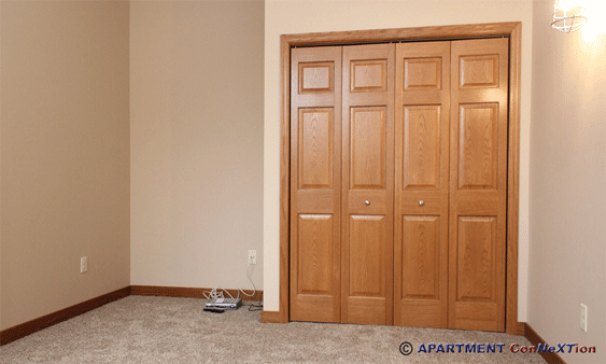 Bedroom 1 Closet & Alcove