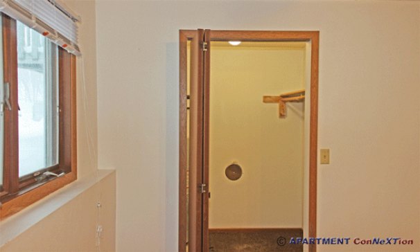 Bedroom 1 Walk-In Closet