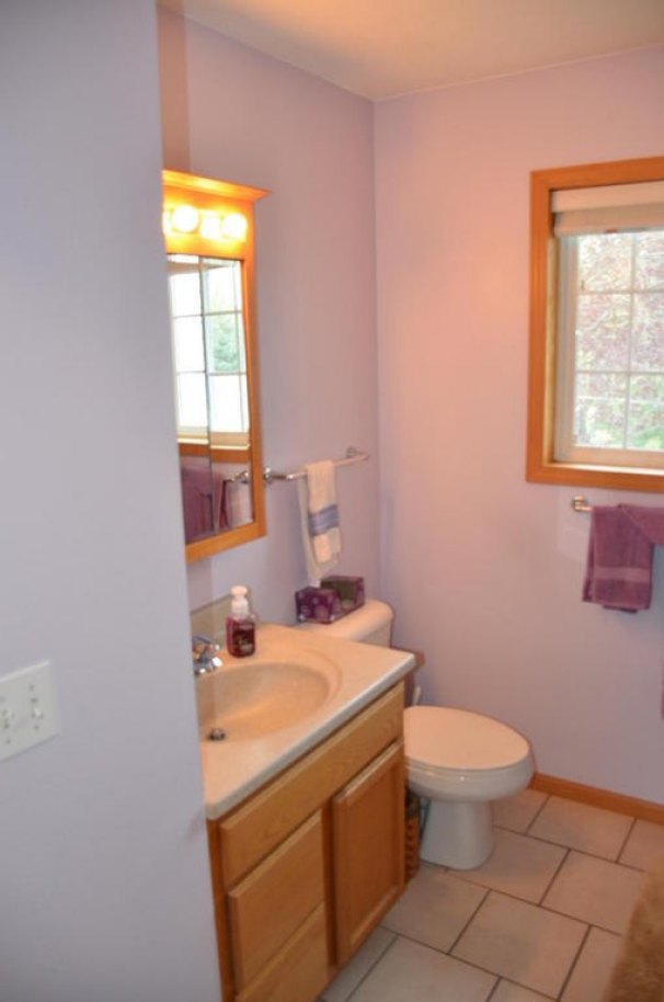 Full Bath - Upper Level