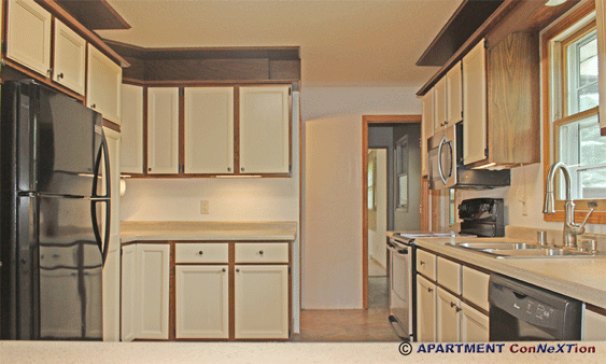 Kitchen (from Dining Room pass-through)