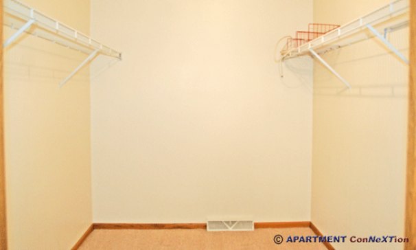 Bedroom 1 Walk-In Closet