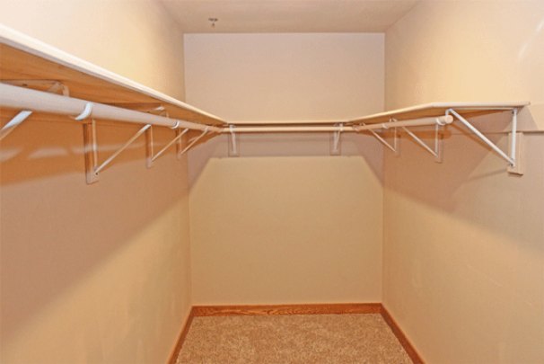 Bedroom 1 Walk-In Closet