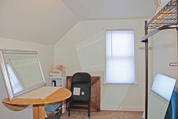Den/Study/Office or Small 2nd Bedroom