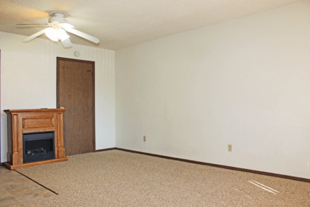 Living / Sleeping Area