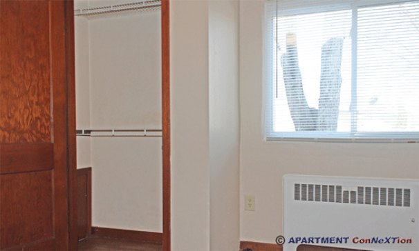 Bedroom Closet and Window Alcove