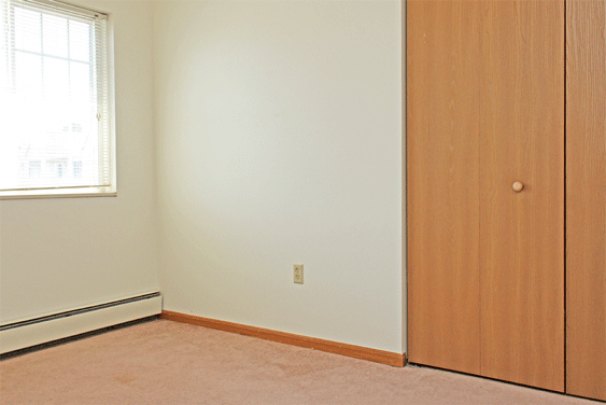 Bedroom 3 Closet