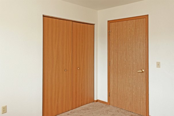 Bedroom 3 Closet