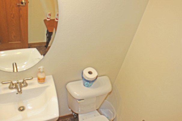 Half -Bathroom