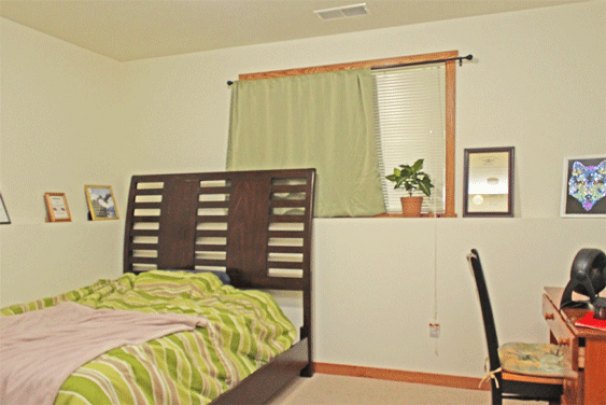 Bedroom 2 (Lower Level)