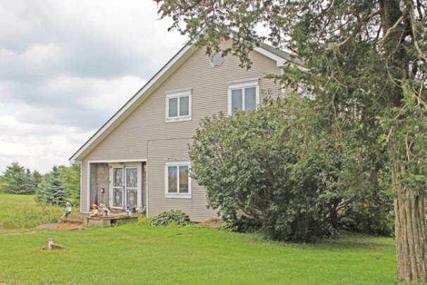 Upper Apartment Entry into Parlor